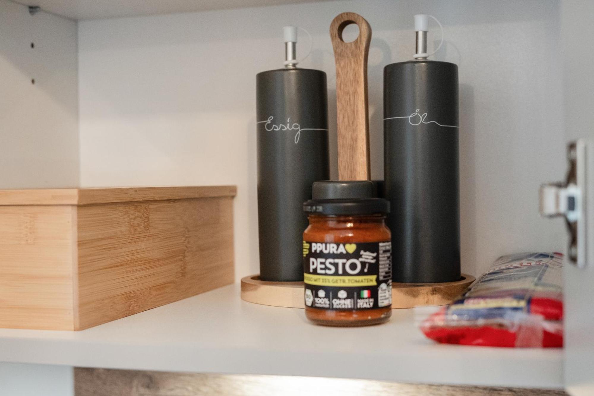 Boho Design Studio - Historic City Center With Free Parking & Aircon By Hero Homes Graz Esterno foto